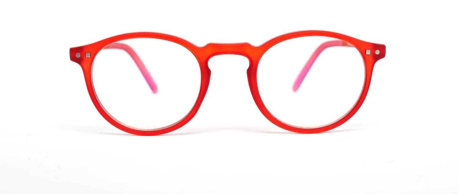 Red model 4 screen glasses front